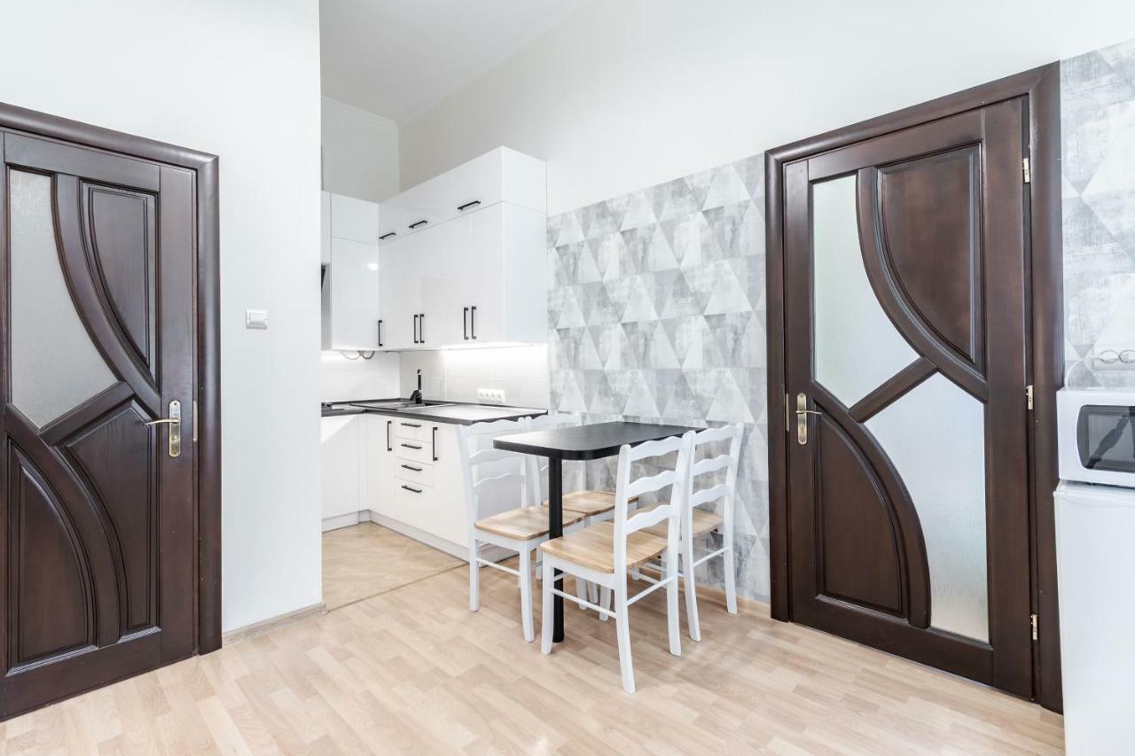 Inshiapartments On Bohomolʹtsya Str ลวีฟ ภายนอก รูปภาพ