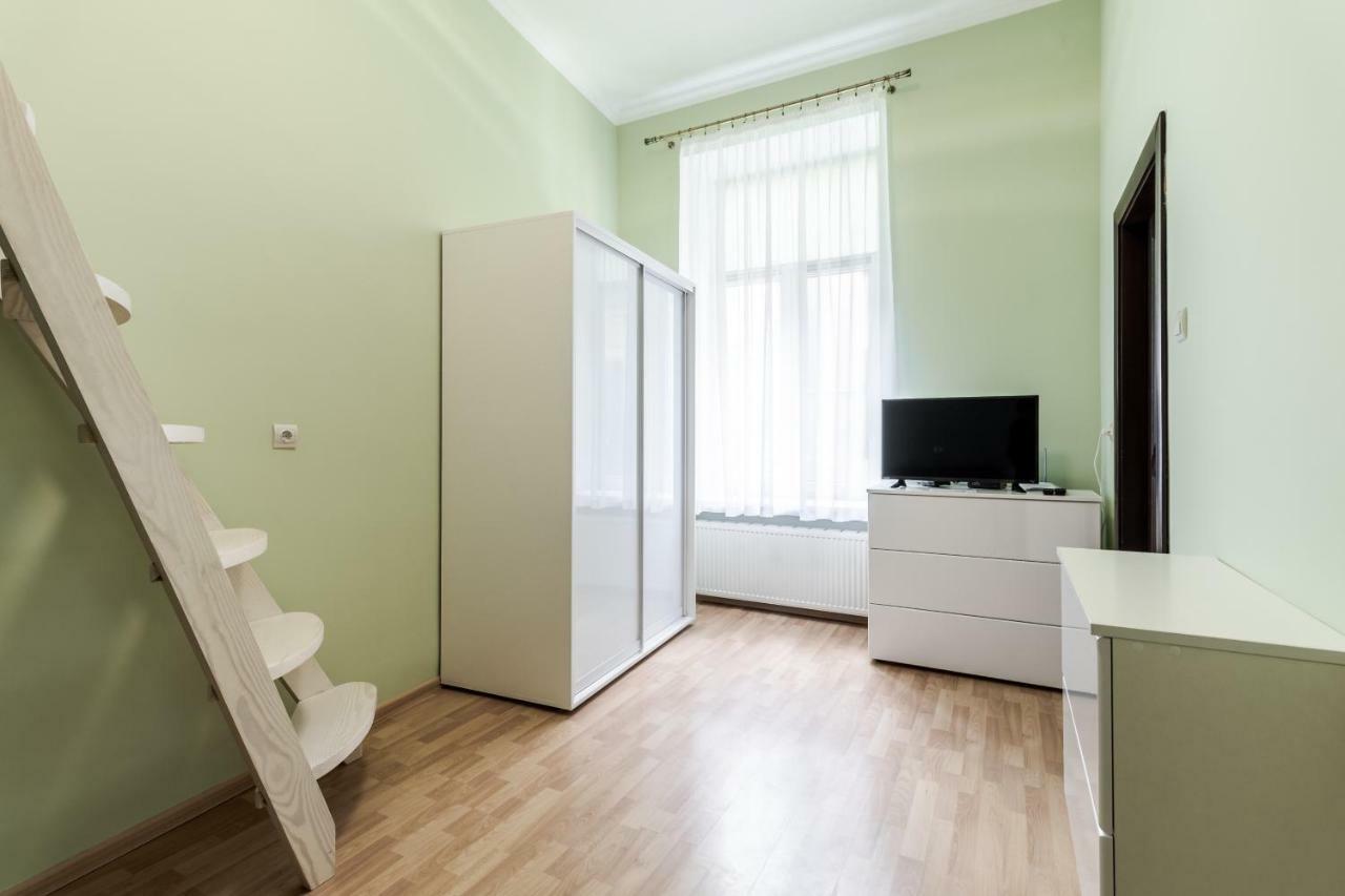 Inshiapartments On Bohomolʹtsya Str ลวีฟ ภายนอก รูปภาพ